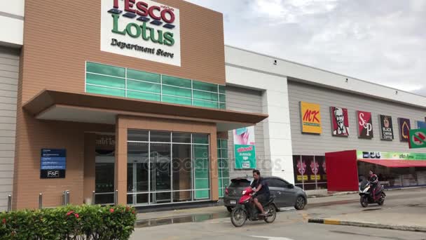 Tesco Lotus Meechok. — Vídeo de Stock