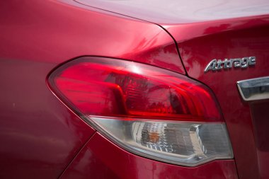 Özel araba Mitsubishi çekin.