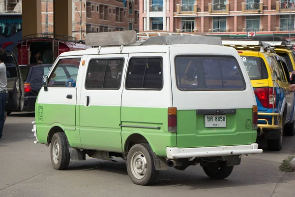 Daihatsu prywatny stary samochód Van. — Zdjęcie stockowe