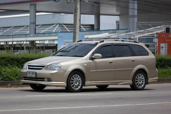 Prywatny samochód Mpv, Chevrolet Optra. — Zdjęcie stockowe