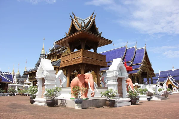 Banden chrám, krásný chrám v chiangmai — Stock fotografie