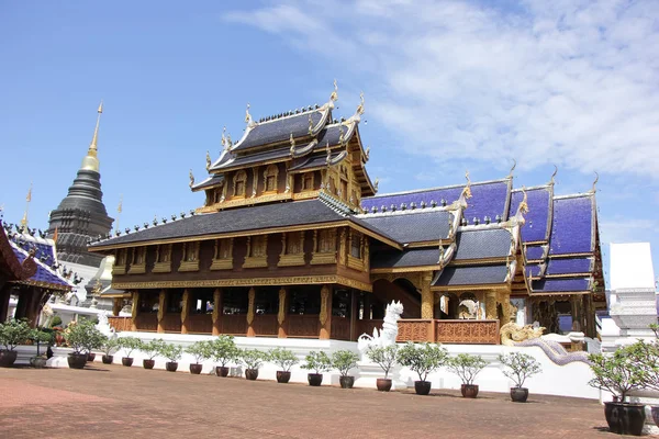 Banden Tapınağı, chiangmai tapınakta güzel