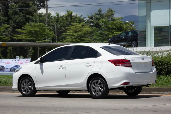 Новый частный седан Toyota Vios . — стоковое фото