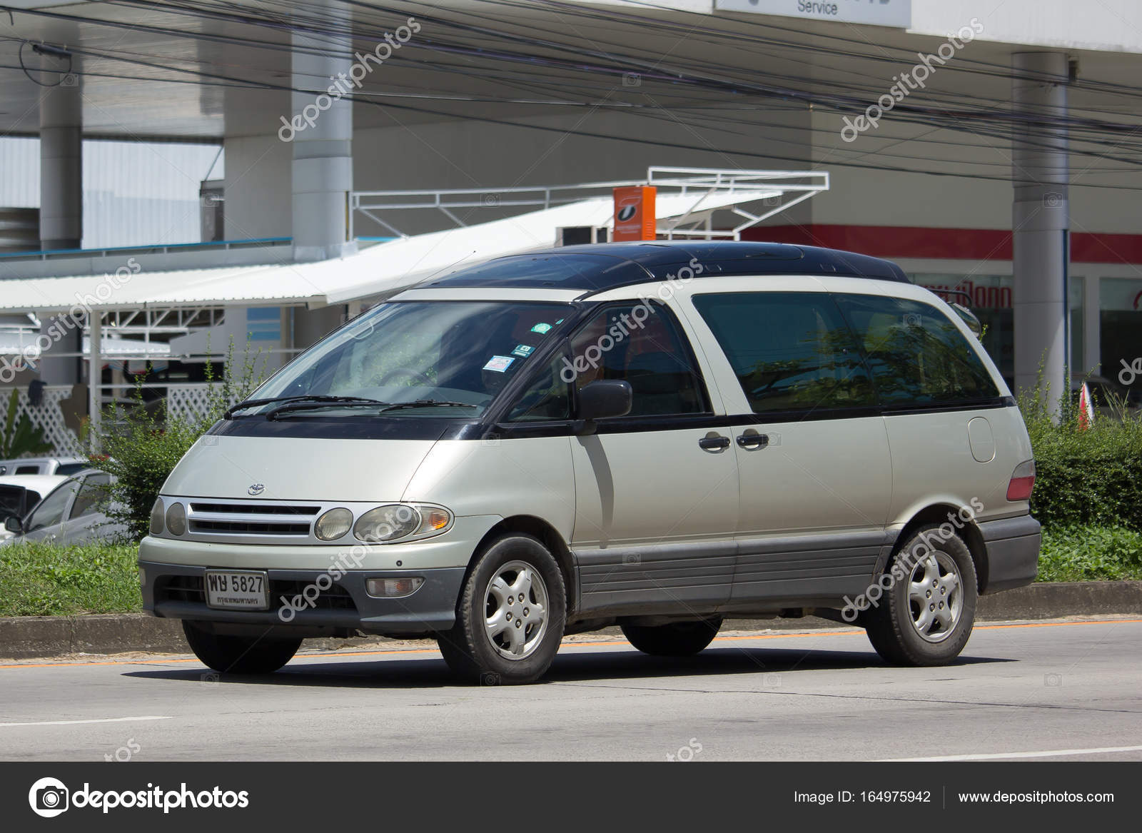 Old Toyota Previa Private Van Stock Editorial Photo