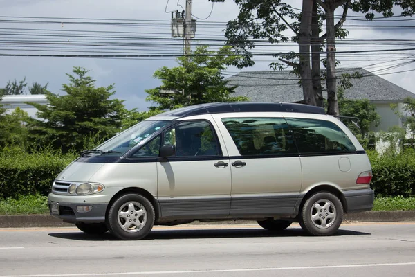 Eski Toyota previa özel van