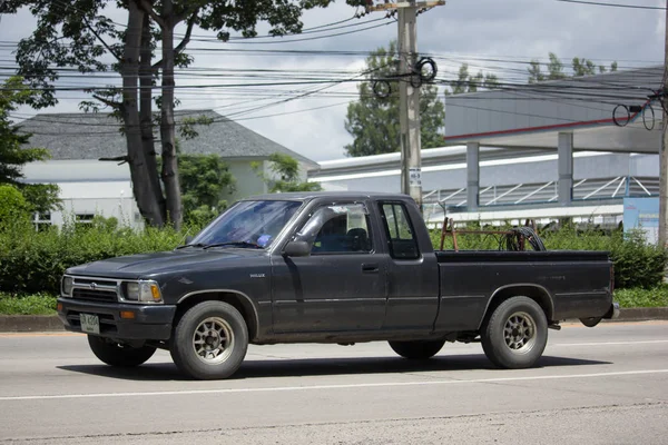 Privado velho Pickup carro, Toyota Hilux Poderoso X — Fotografia de Stock