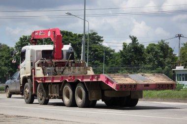 Unic V550 Crane özel kamyon üzerinde 