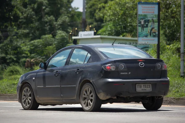 Prywatny samochód, Mazda3. — Zdjęcie stockowe