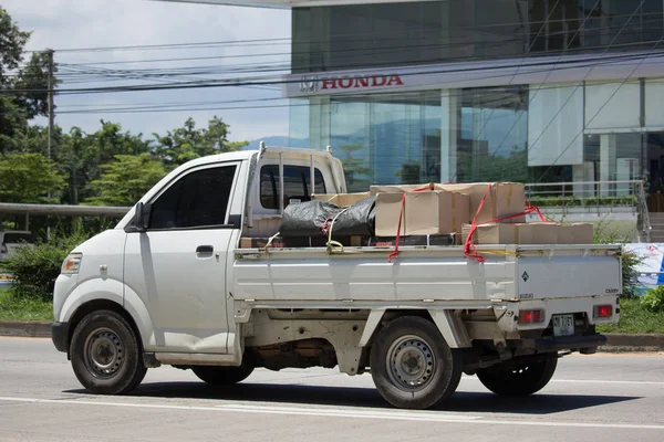 Özel Suzuki Carry al arabayı.