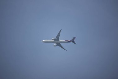  Boeing 777-300 HS-TKZ TG103