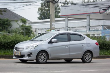 Özel araba Mitsubishi çekin.