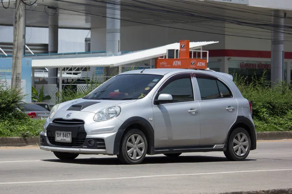 Eco prywatnego samochodu Nissan marca. — Zdjęcie stockowe