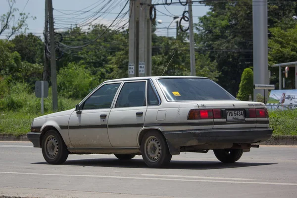 Privata gamla bil, Toyota Corona — Stockfoto