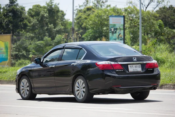 Carro particular Honda acordo — Fotografia de Stock