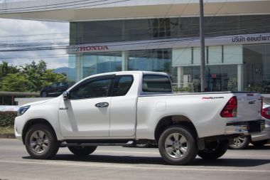  Özel kamyonet araba Toyota Hilux Revo ön Runner.