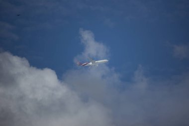 HS-Tet Airbus A330-300 Thaiairway Tg111