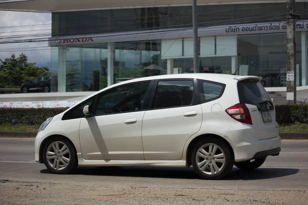 Özel şehir araba Honda Jazz.