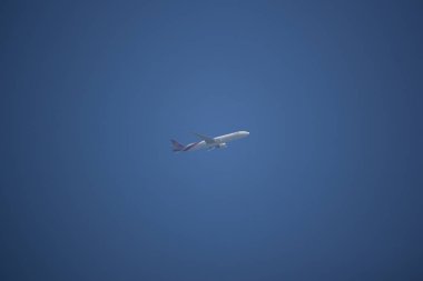  Boeing 777-300 Hs-Tkx Tg103