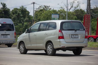 Özel Mpv araç, Toyota Innova.