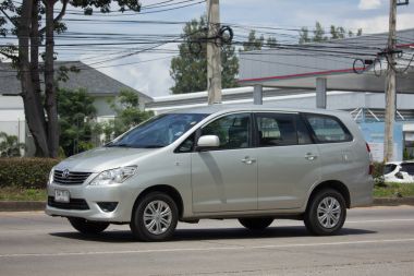 Özel Mpv araç, Toyota Innova.