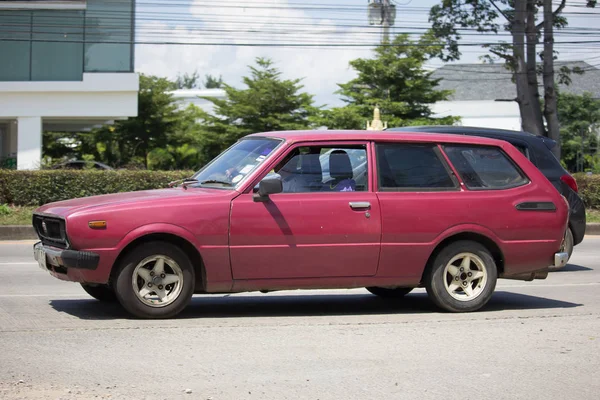 Egen gammal bil, Toyota Corolla Van — Stockfoto