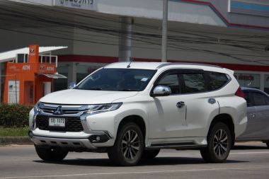 Özel Mitsubishi Pajero Suv araba.