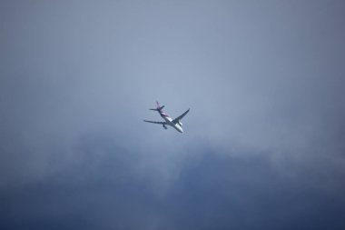 HS-on Airbus A330-300 Thaiairway Tg111