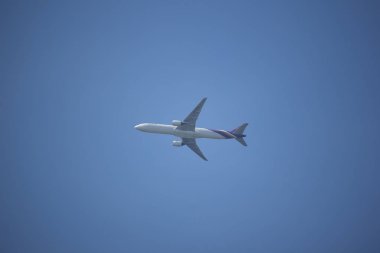  Boeing 777-300 Hs-Tke Tg103