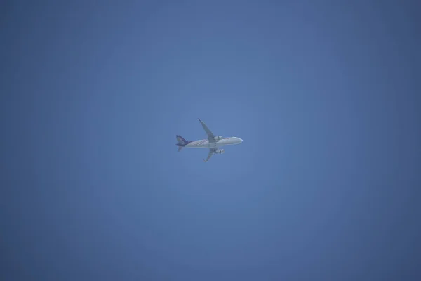 HS-Txr Airbus A320-200 winglet Thaismile hava yolu ile. — Stok fotoğraf