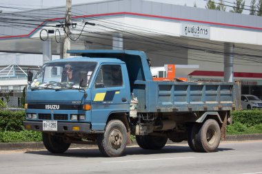 Özel Isuzu damperli kamyon. 