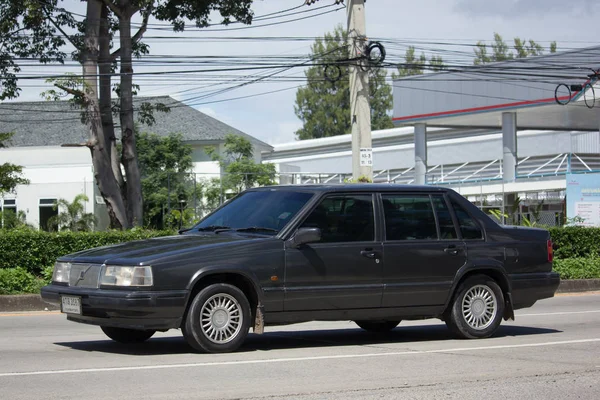 Özel araba, Volvo Sedan araba 960.