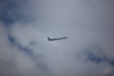  Boeing 777-300 Hs-Tkd Tg103