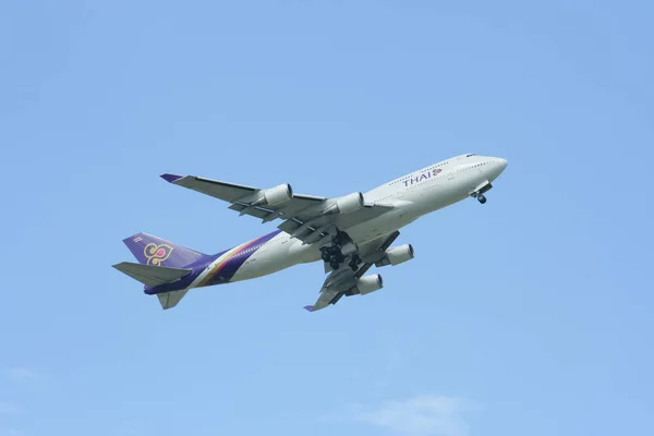 HS-TGB Boeing 747-400 de Thaiairway . — Foto de Stock