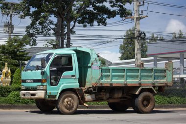 Özel Isuzu damperli kamyon. 