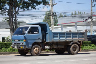 Özel Isuzu damperli kamyon. 