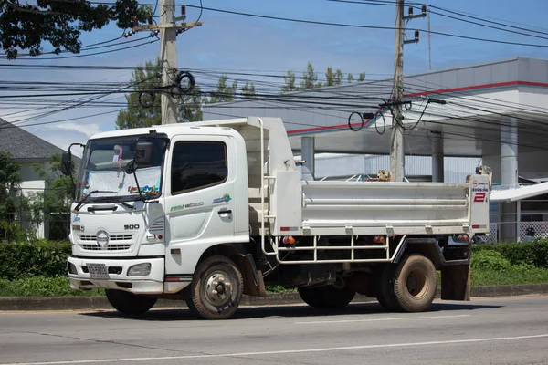 Özel Hino damperli kamyon. 