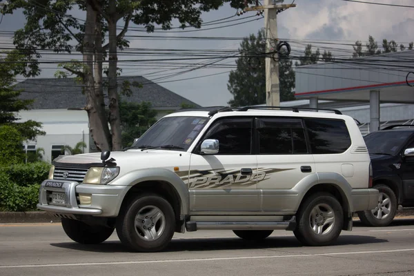 Özel suv otomobil, Toyota Prado