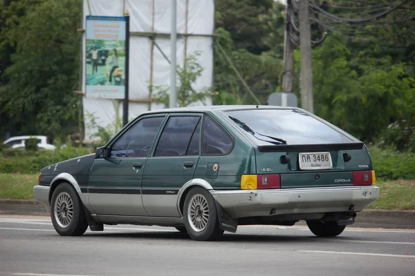 Prywatny stary samochód, Toyota Corolla — Zdjęcie stockowe