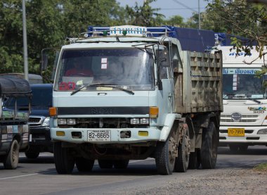 Özel Isuzu damperli kamyon. 