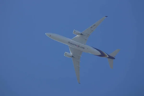 HS-THG Airbus A350-900 de Thaiairway TG105 — Foto de Stock