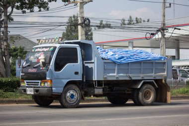 Özel Isuzu damperli kamyon. 
