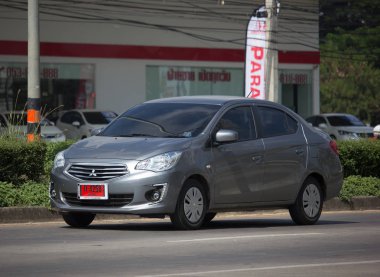 Özel araba Mitsubishi çekin.