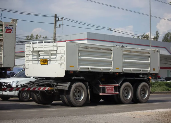 Özel Isuzu damperli kamyon. 