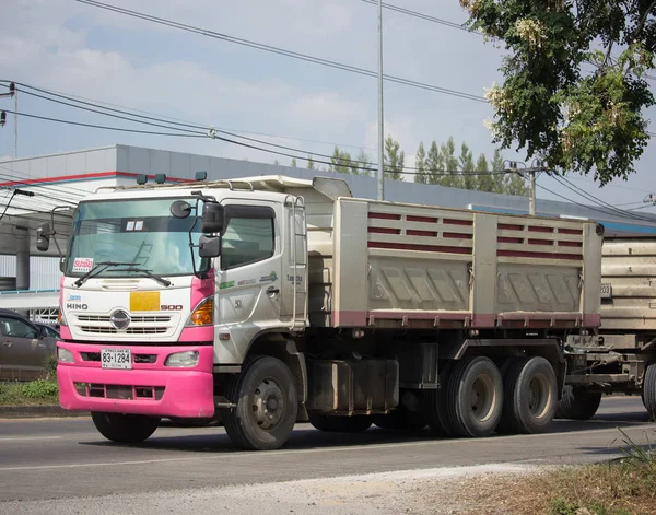 Özel Hino 10 tekerlek damperli kamyon. 