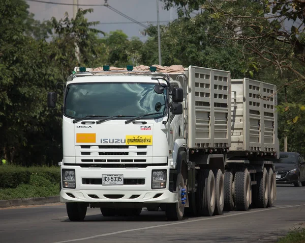 Isuzu Billenős teherautó- és pótkocsi-Udomsak Chiangmai — Stock Fotó