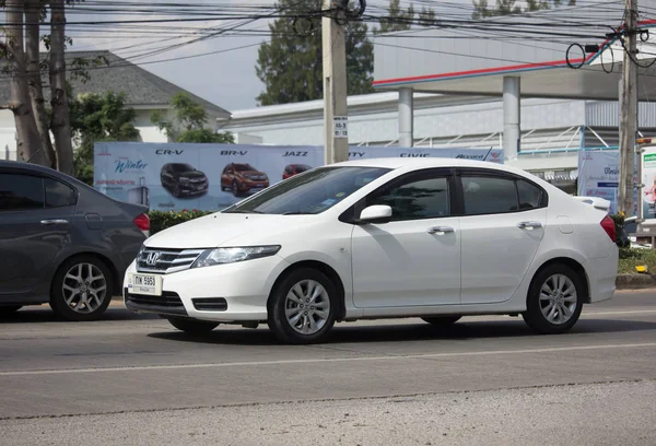 Privat bil Honda stad. — Stockfoto