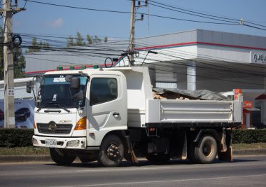 Hino damperli kamyon özel 6 tekerlek. 