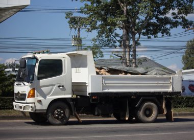 Hino damperli kamyon özel 6 tekerlek. 