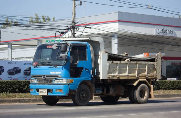 Özel Hino damperli kamyon. 