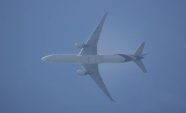 Boeing 777-300 Tay hava yolu.